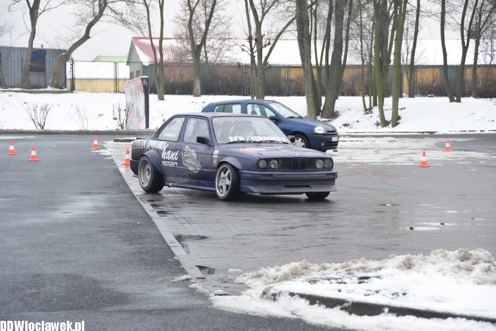 Motoorkiestra przy Hali Mistrzów