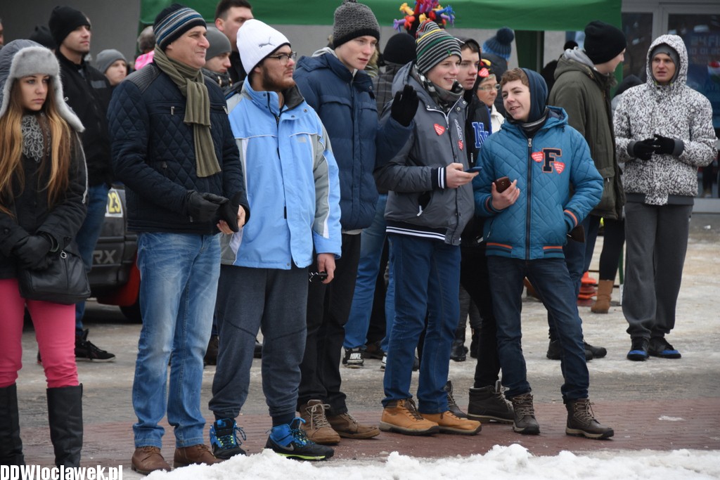 Motoorkiestra przy Hali Mistrzów