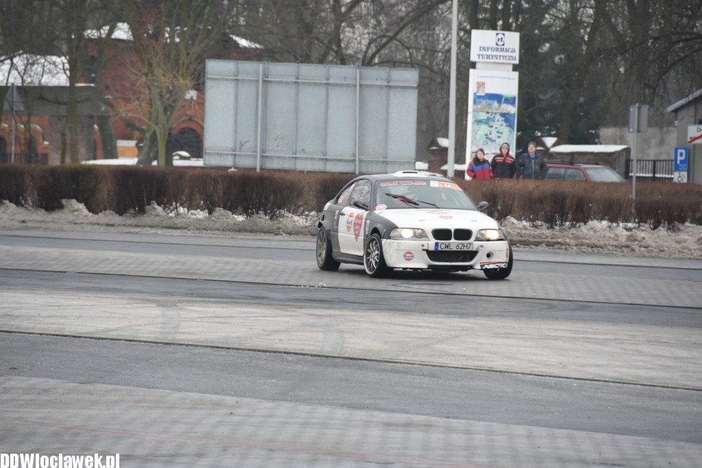 Motoorkiestra przy Hali Mistrzów