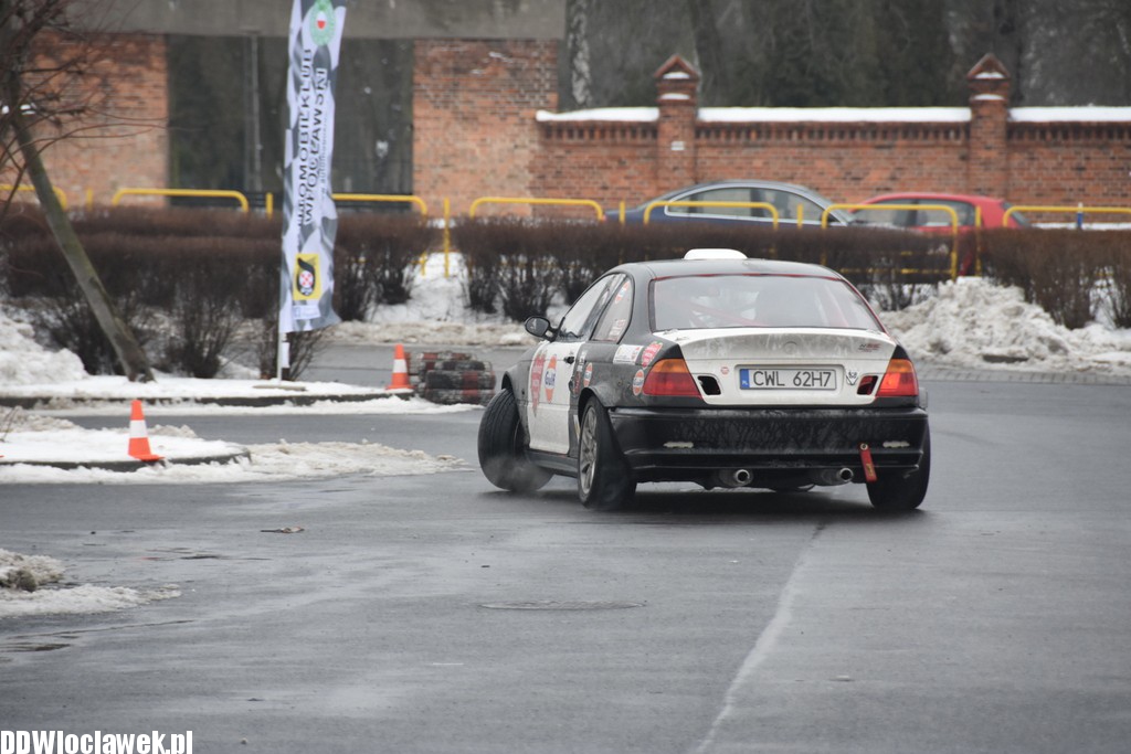 Motoorkiestra przy Hali Mistrzów