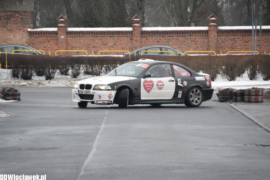 Motoorkiestra przy Hali Mistrzów