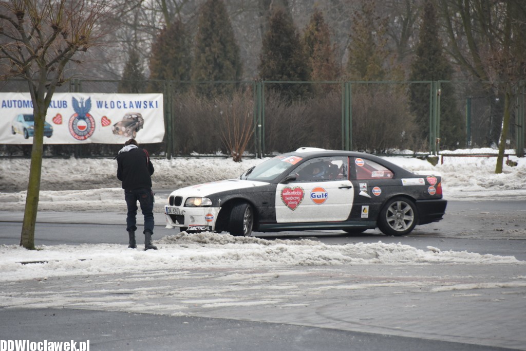 Motoorkiestra przy Hali Mistrzów