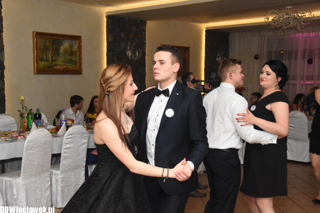 Studniówka ZSCKR w Starym Brześciu