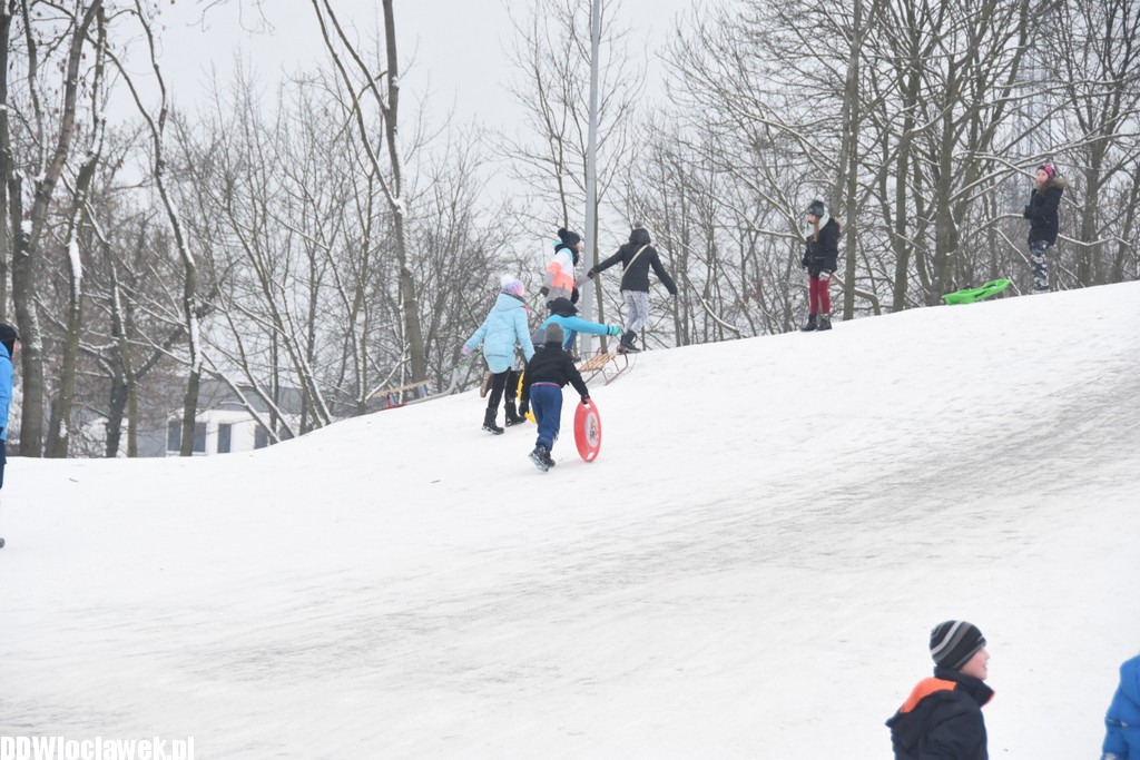 Ferie zimowe na górce saneczkowej
