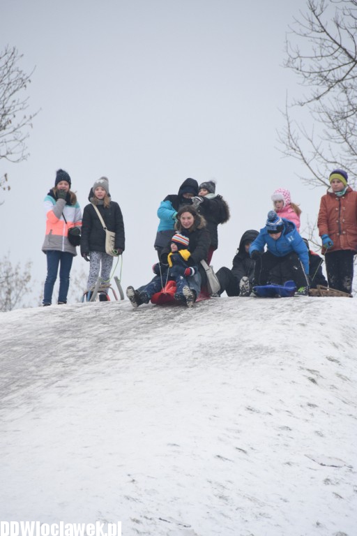 Ferie zimowe na górce saneczkowej