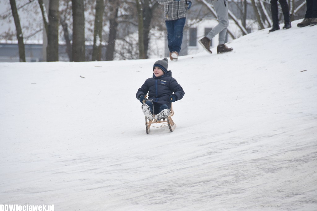 Ferie zimowe na górce saneczkowej