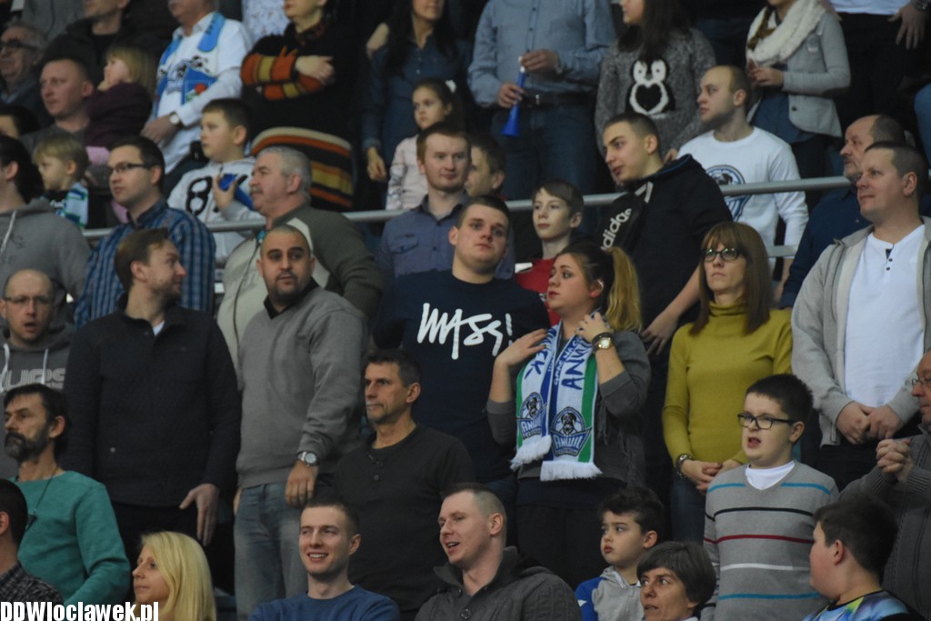Kibice na meczu Anwil - Stal Ostrów