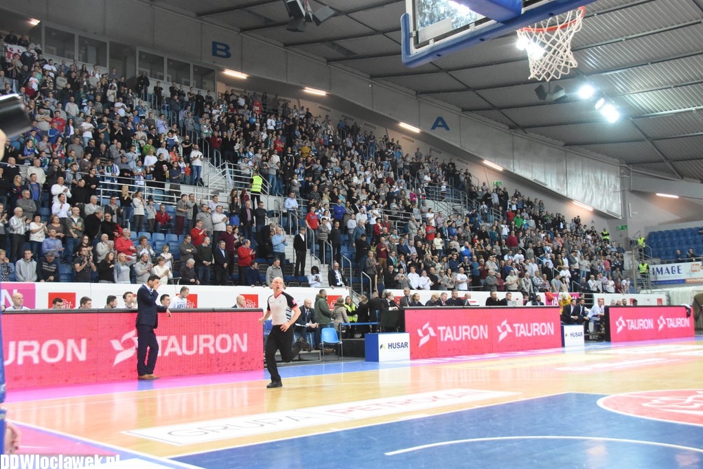 Kibice na meczu Anwil - Stal Ostrów