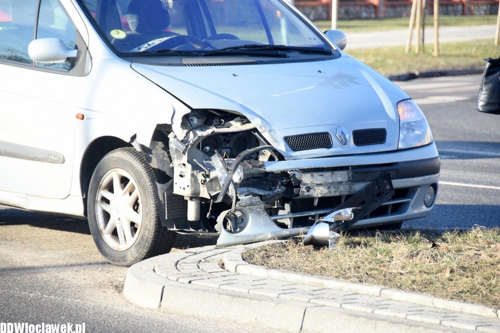 Dwie kolizje drogowe na Kruszyńskiej