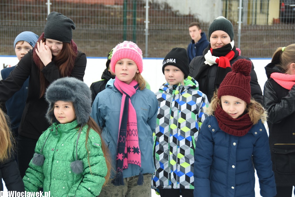 Zakończenie ferii na małym lodowisku