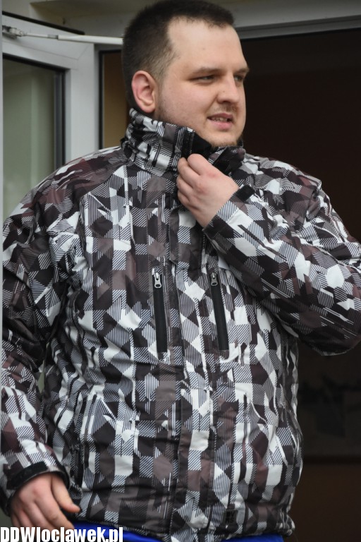Bieg na sześć łap w schronisku