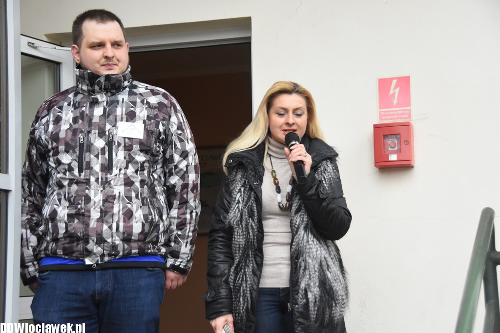 Bieg na sześć łap w schronisku