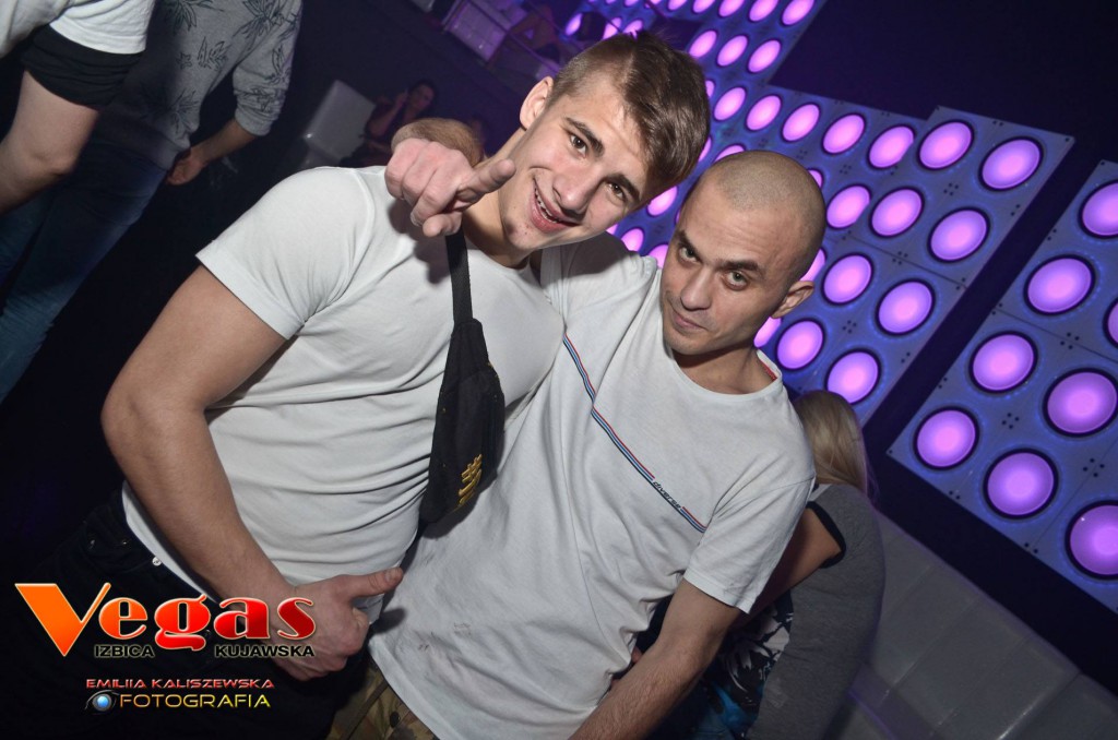 Akcent w klubie Vegas część I