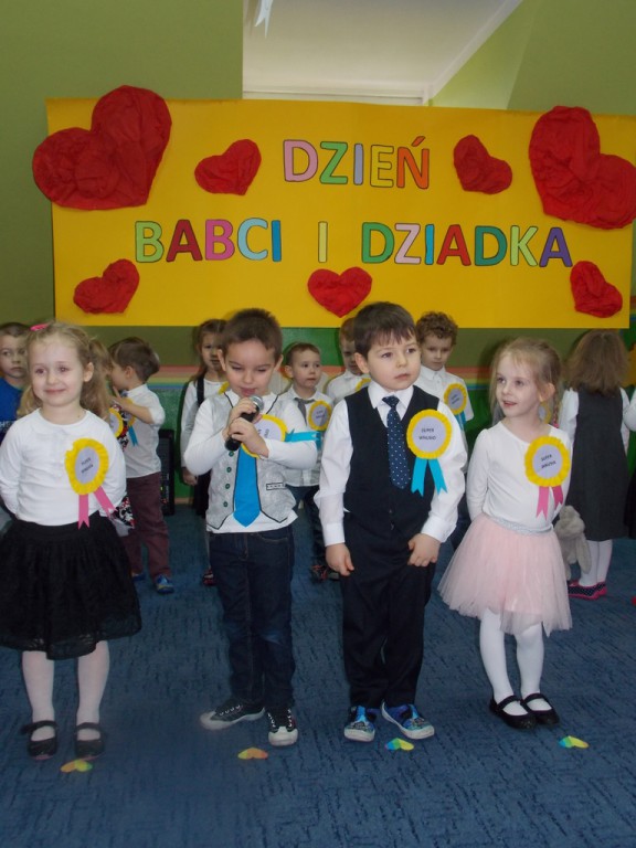 Dzień Babci i Dziadka w Tęczowej Krainie
