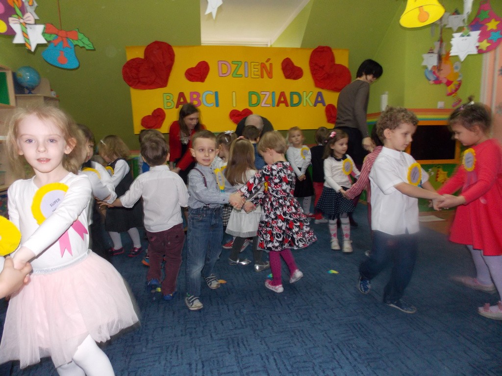 Dzień Babci i Dziadka w Tęczowej Krainie