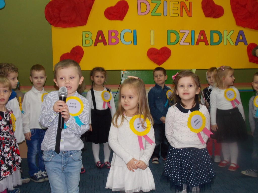 Dzień Babci i Dziadka w Tęczowej Krainie