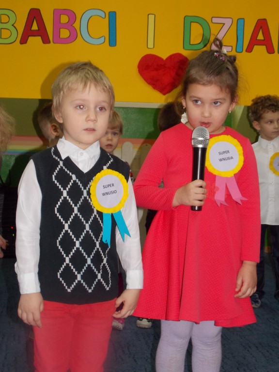 Dzień Babci i Dziadka w Tęczowej Krainie