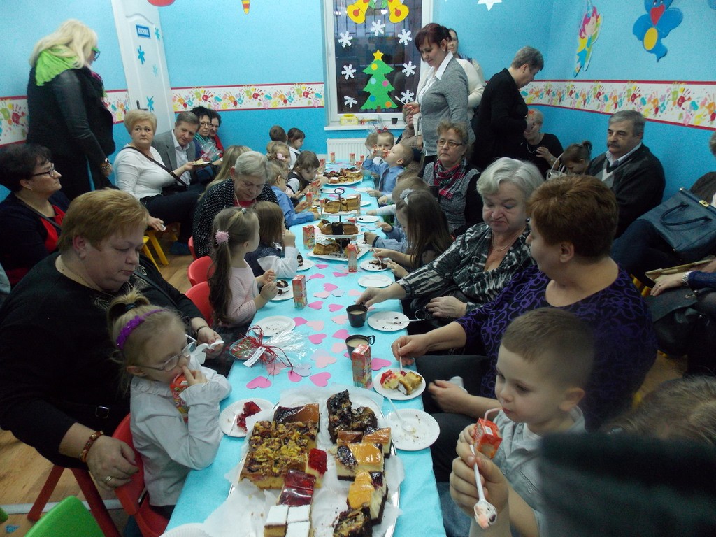 Dzień Babci i Dziadka w Tęczowej Krainie