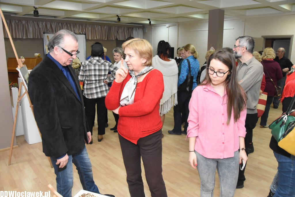 Wernisaż wystawy w bibliotece