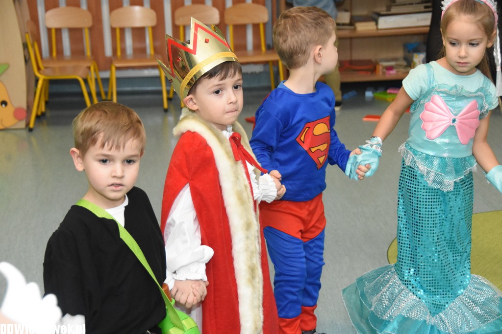 Bal karnawałowy w przedszkolu