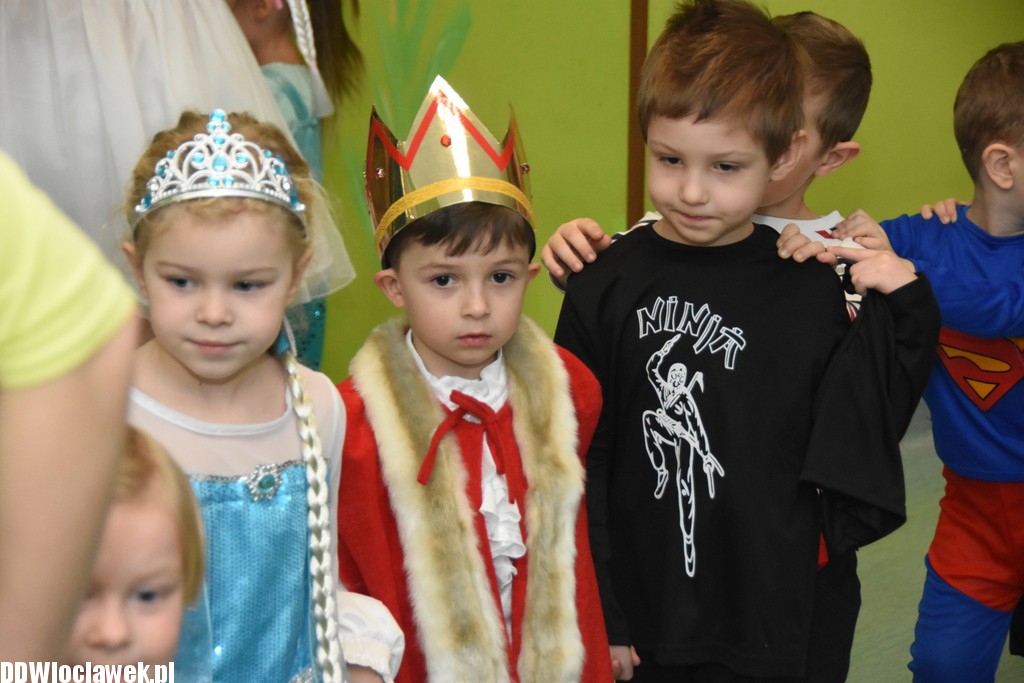 Bal karnawałowy w przedszkolu