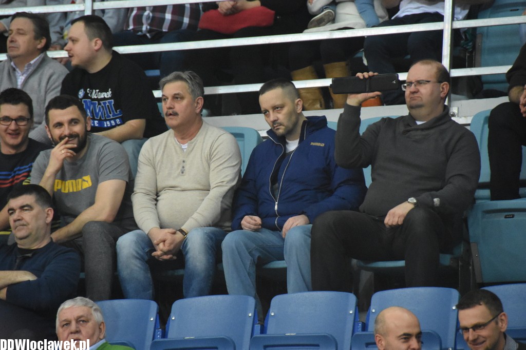 Kibice na meczu Anwil - Dąbrowa