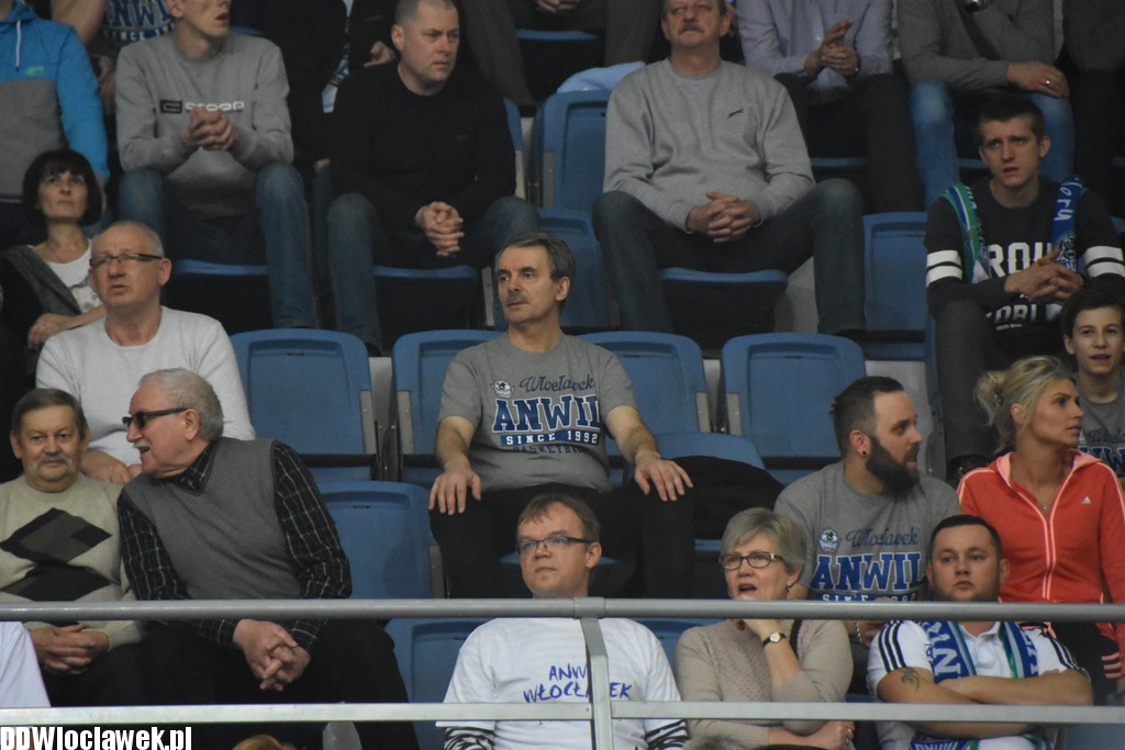 Kibice na meczu Anwil - Dąbrowa