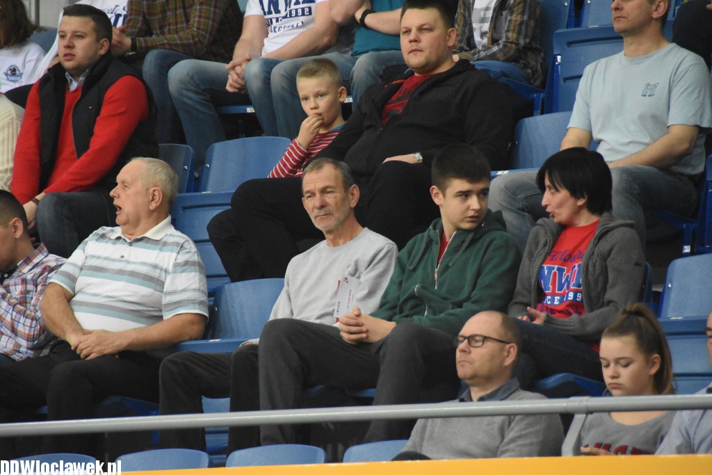 Kibice na meczu Anwil - Dąbrowa