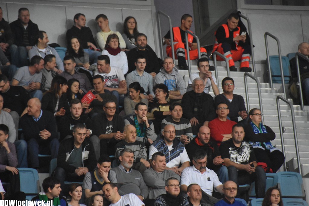 Kibice na meczu Anwil - Dąbrowa
