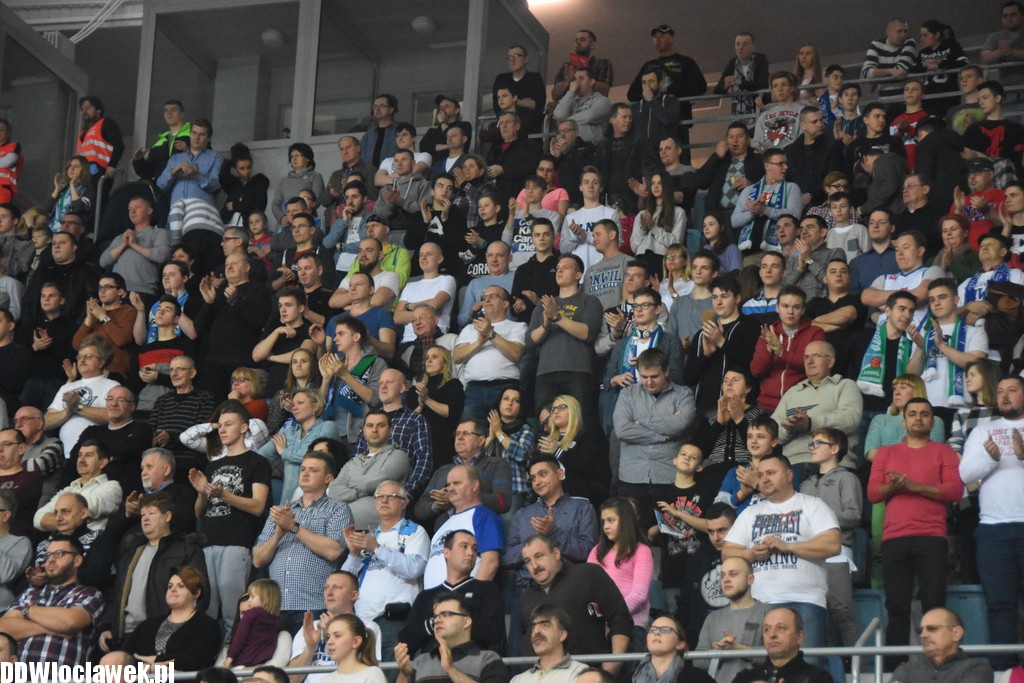 Kibice na meczu Anwil - Dąbrowa