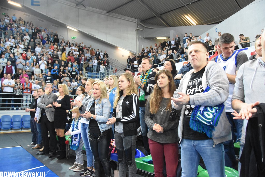Kibice na meczu Anwil - Dąbrowa