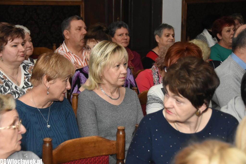 Deser z kulturą Tajwanu w Starej Remizie