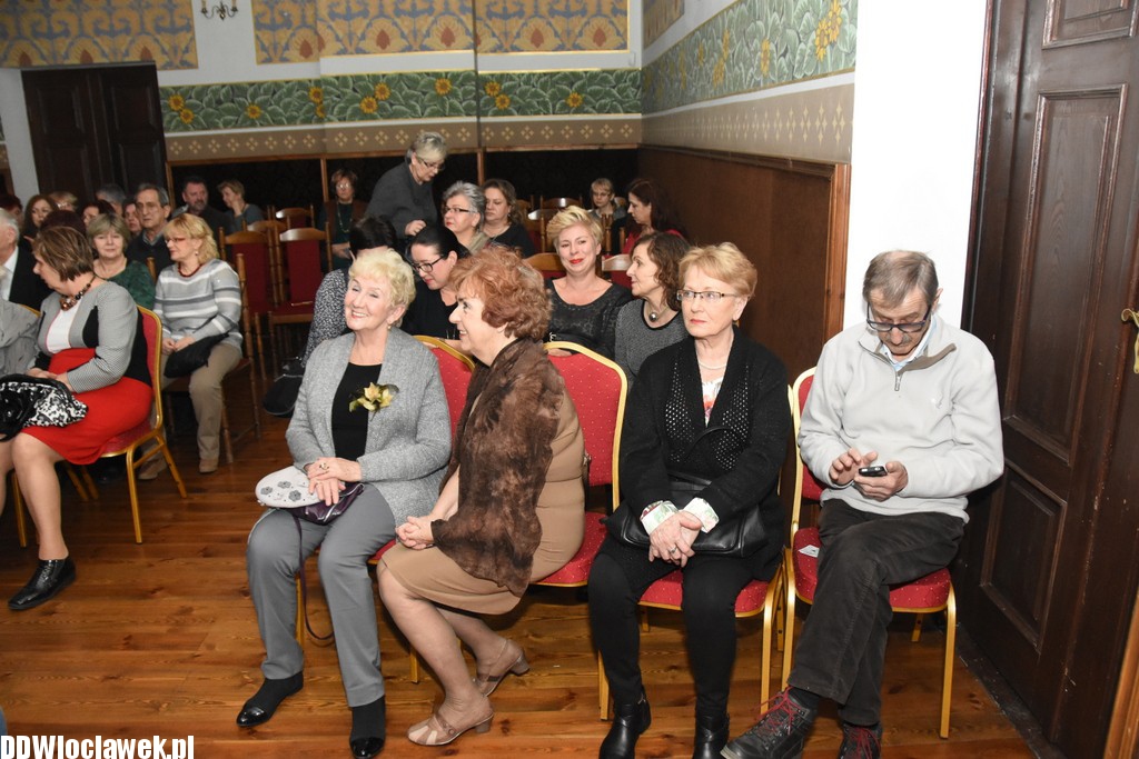 Deser z kulturą Tajwanu w Starej Remizie
