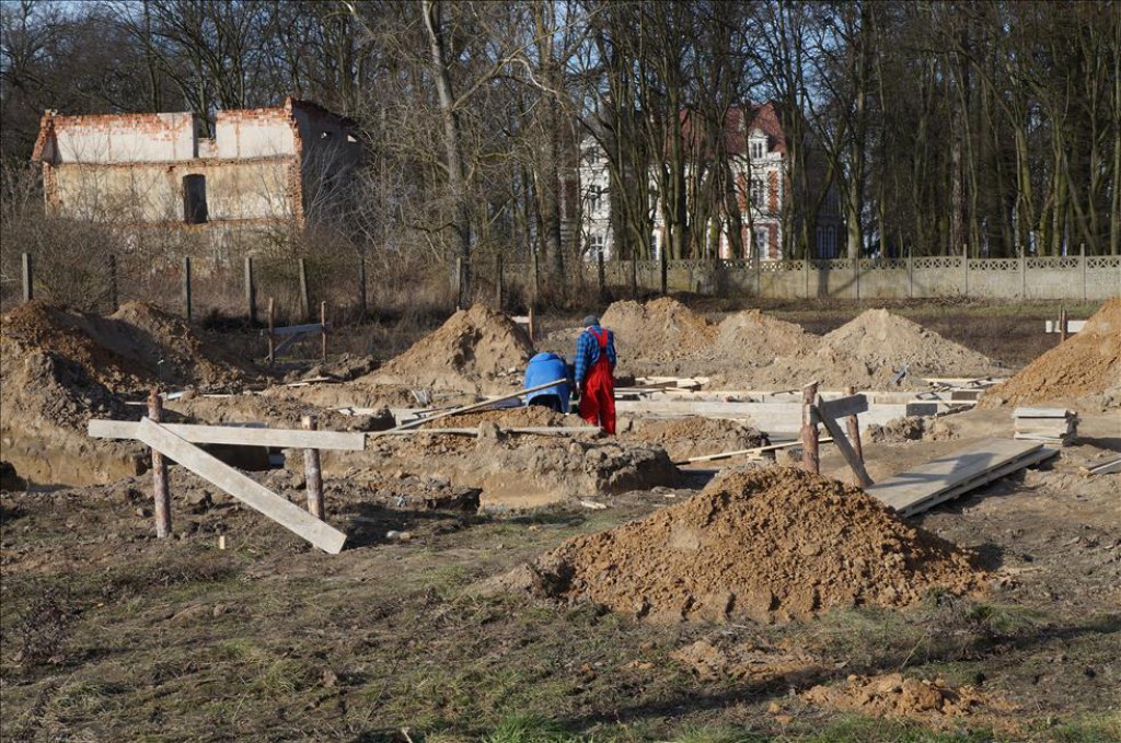 Budowa domków WPOW w Brzeziu