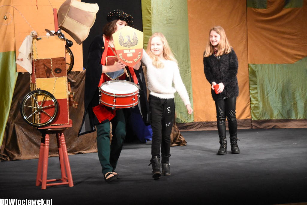 Szewc Dratewka w teatrze