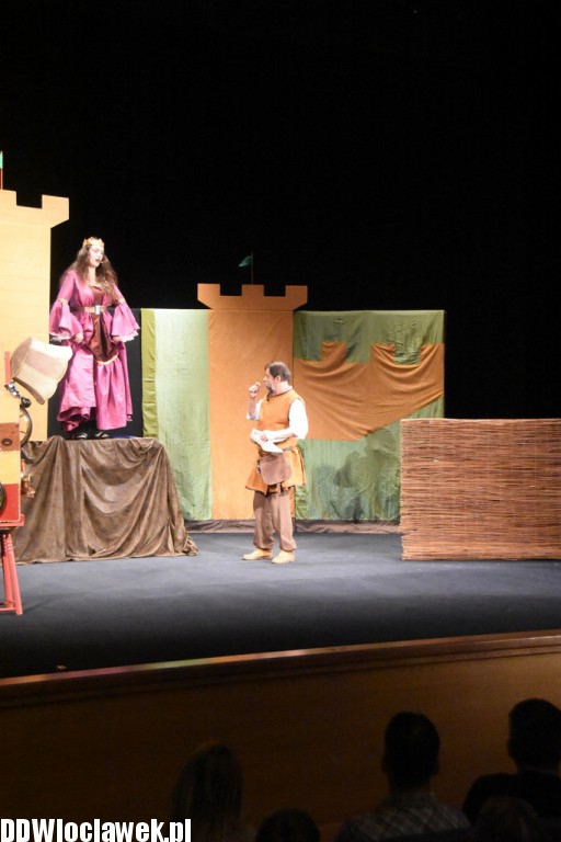 Szewc Dratewka w teatrze