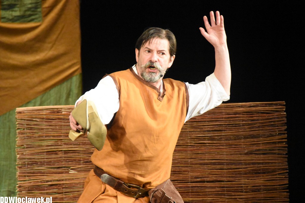 Szewc Dratewka w teatrze