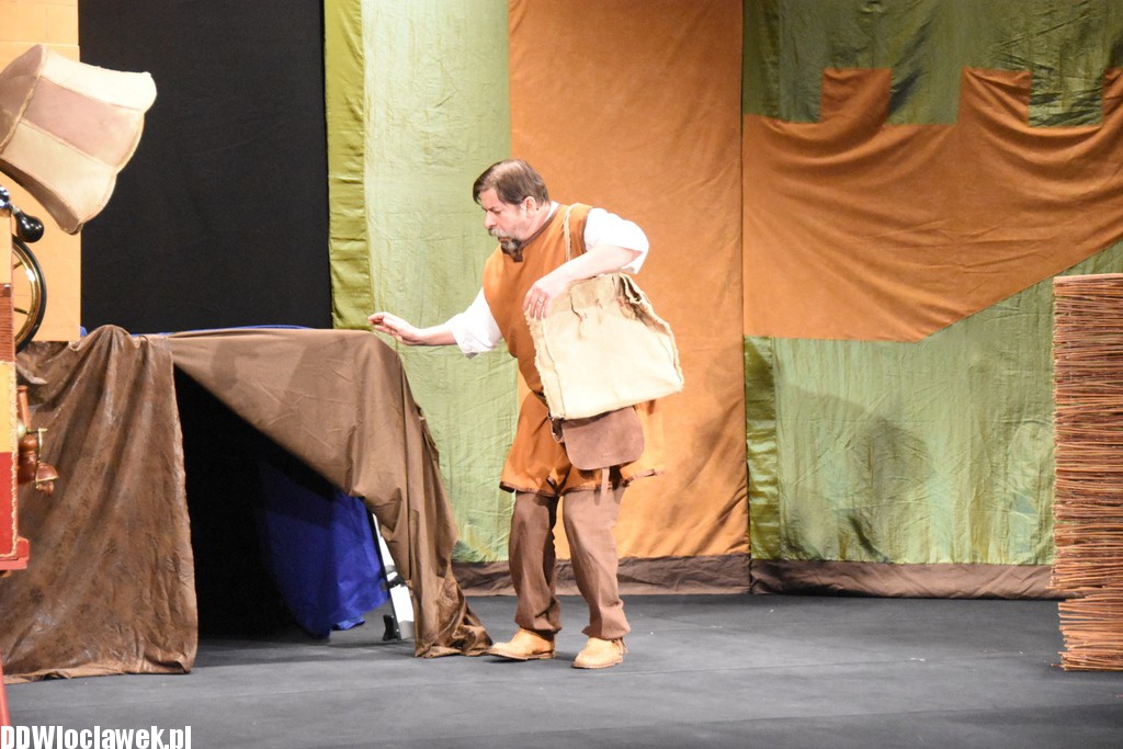 Szewc Dratewka w teatrze