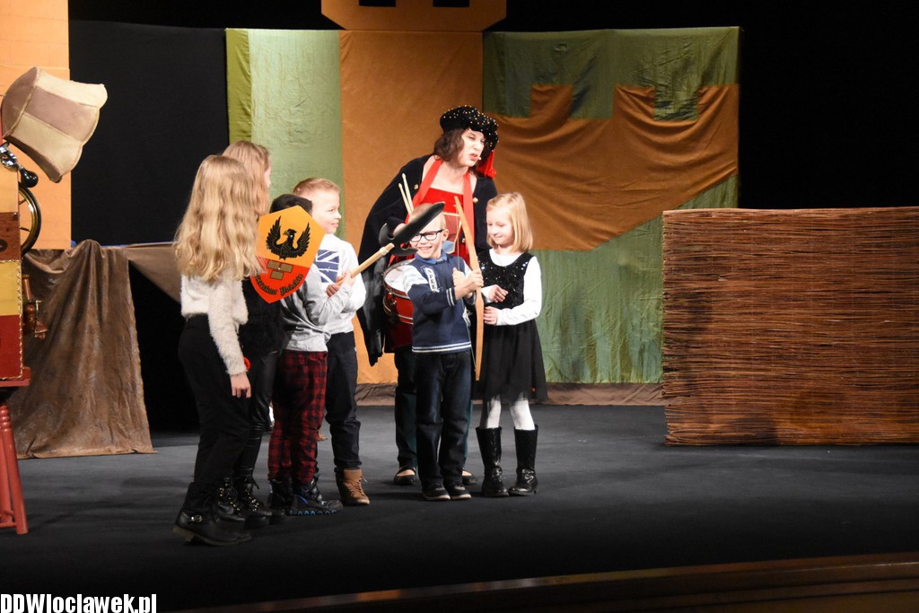 Szewc Dratewka w teatrze