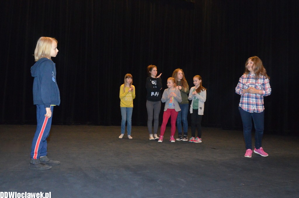 Próba Teatru Skene przed przedstawieniem