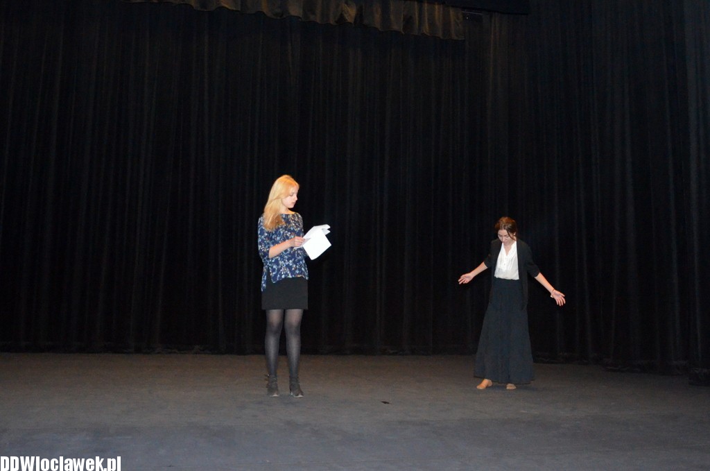 Próba Teatru Skene przed przedstawieniem