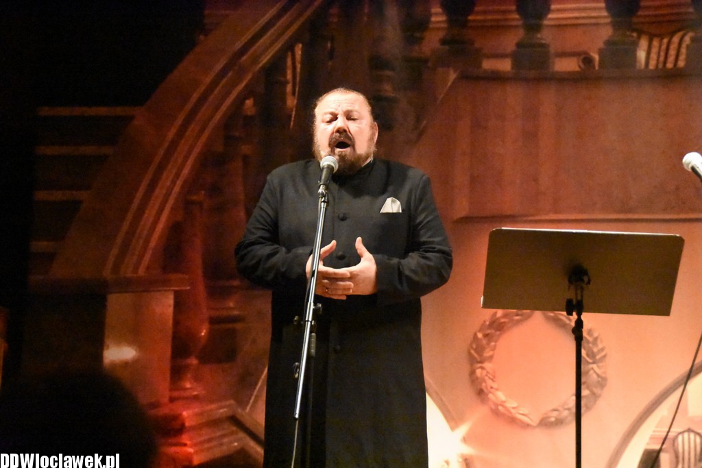 Koncert muzyki operowej w Pałacu