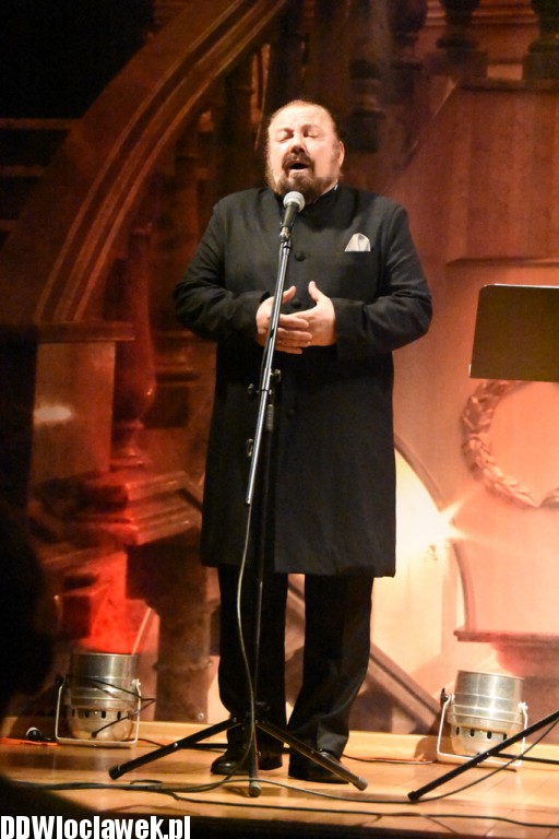 Koncert muzyki operowej w Pałacu