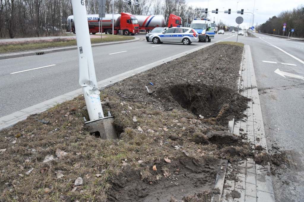 Toruńska zamknięta z powodu latarni