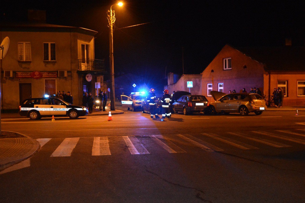 Zderzenie trzech samochodów