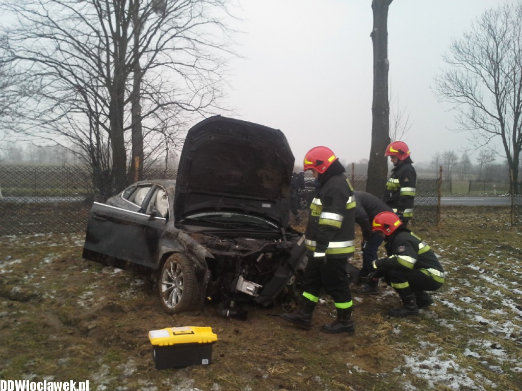 Audi A5 wypadło z drogi