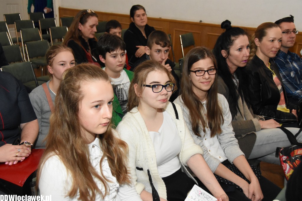 Konkurs Fun with English w LZK