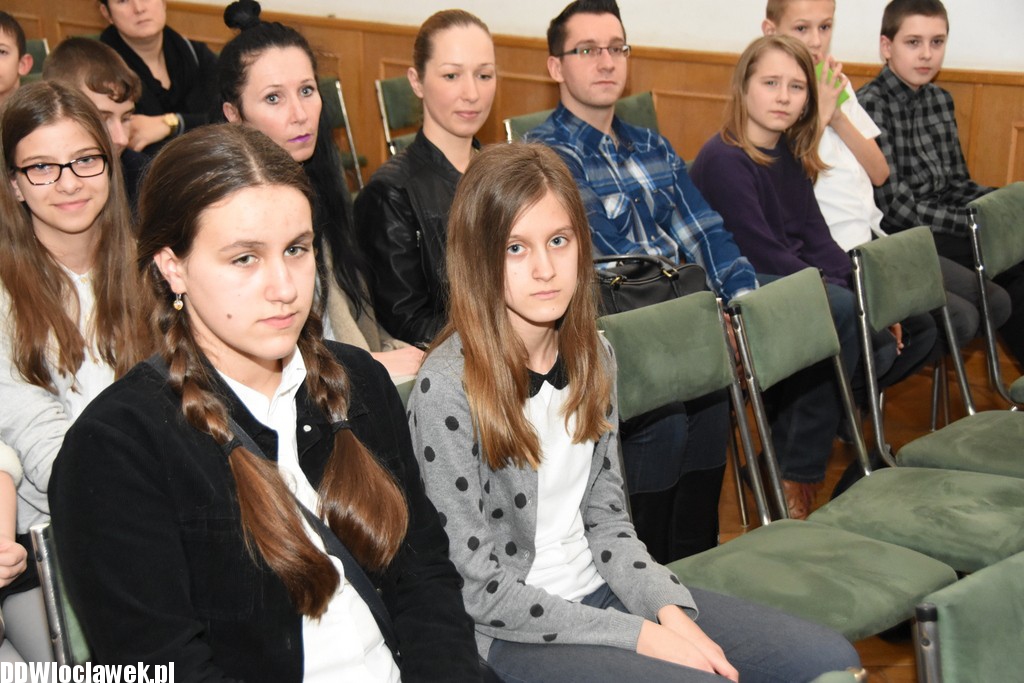 Konkurs Fun with English w LZK
