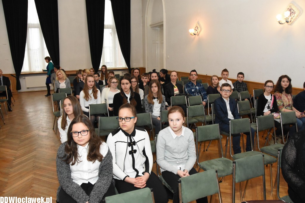 Konkurs Fun with English w LZK