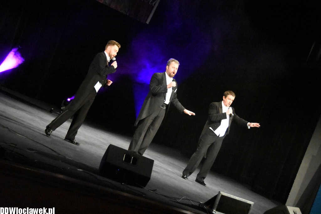 Trzech tenorów i kobiety w Teatrze